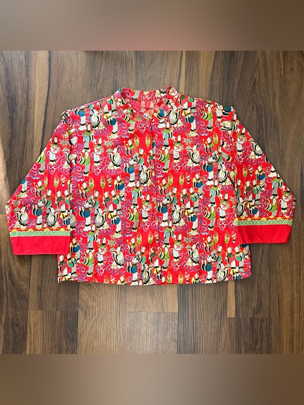 Vintage Josie by Natori red button up long sleeve top with Geisha print
